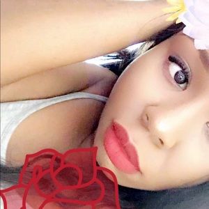 Meet your Posher, Amelia